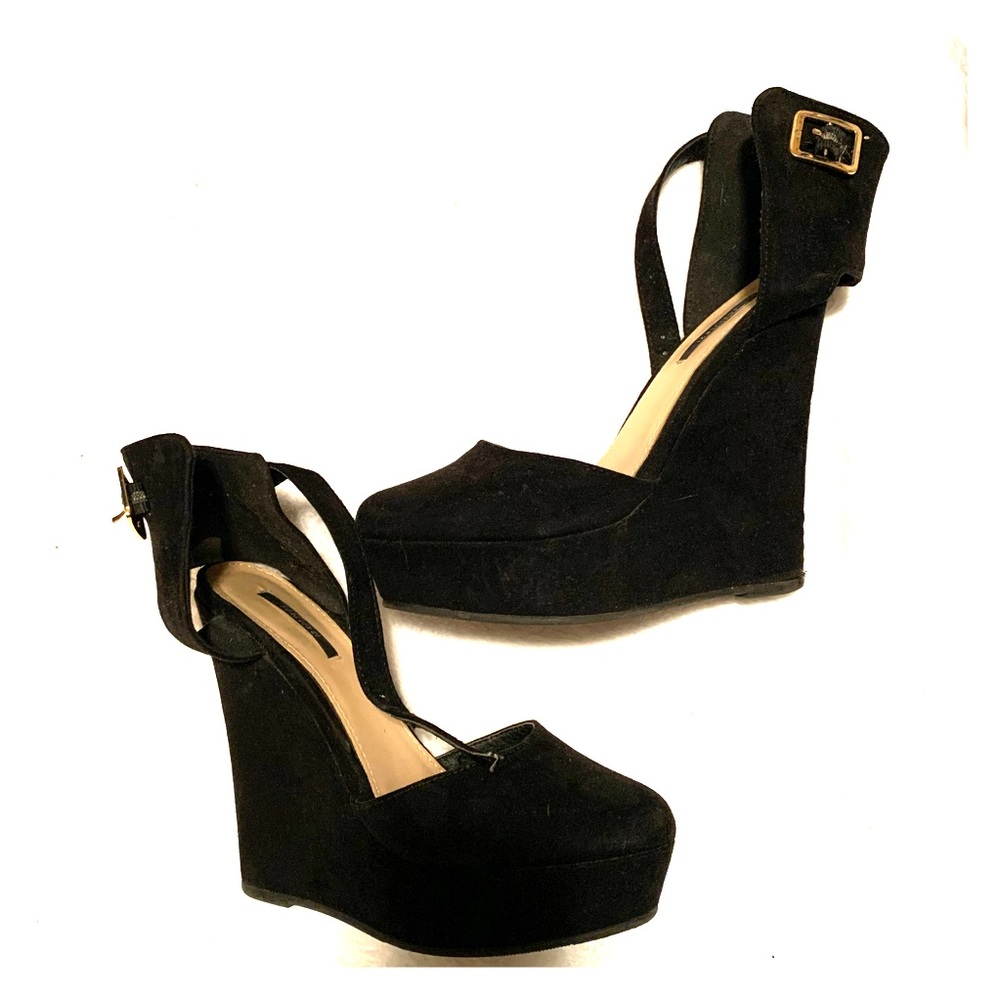 Forever 21 Black Ankle Strap Wedges
